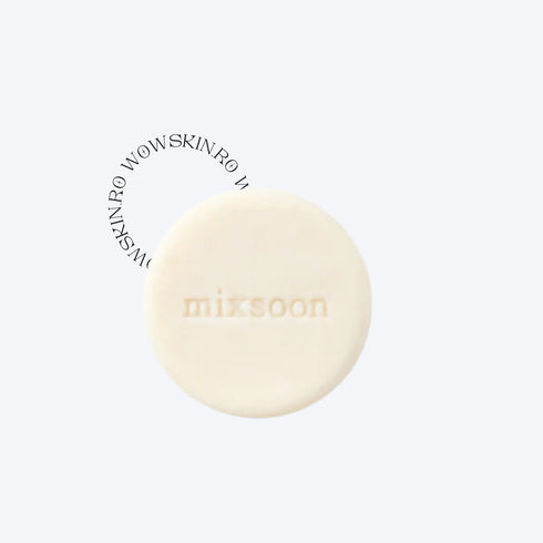 Mixsoon Deep Foaming Rice Bar Descoperă puritatea și simplitatea cu săpunul solid Mixsoon Deep Foaming Rice Bar. Acest săpun de 100g este creat folosind ingrediente esențiale și naturale pentru a curăța și ilumina tenul. Infuzat cu extract de orez, acest săpun bogat în antioxidanți ajută la îmbunătățirea clarității pielii și la minimizarea porilor. Perfect pentru utilizarea zilnică, săpunul Mixsoon Deep Foaming Rice Bar lasă pielea curată, proaspătă și revigorată, fără a o usca