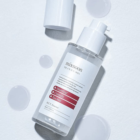H.C.T. Essence Îmbrățișează HCT Essence de la Mixsoon, un element de bază minimalist de frumusețe pentru rutina ta de îngrijire a pielii. Valorificând puterea frunzei de inimă, a centellei și a arborelui de ceai, această esență este un must-have pentru cei care caută un ten clar și sănătos. Perfectă pentru calmarea și revitalizarea pielii, este un amestec care oferă o îngrijire delicată adaptată fiecărui tip de piele.