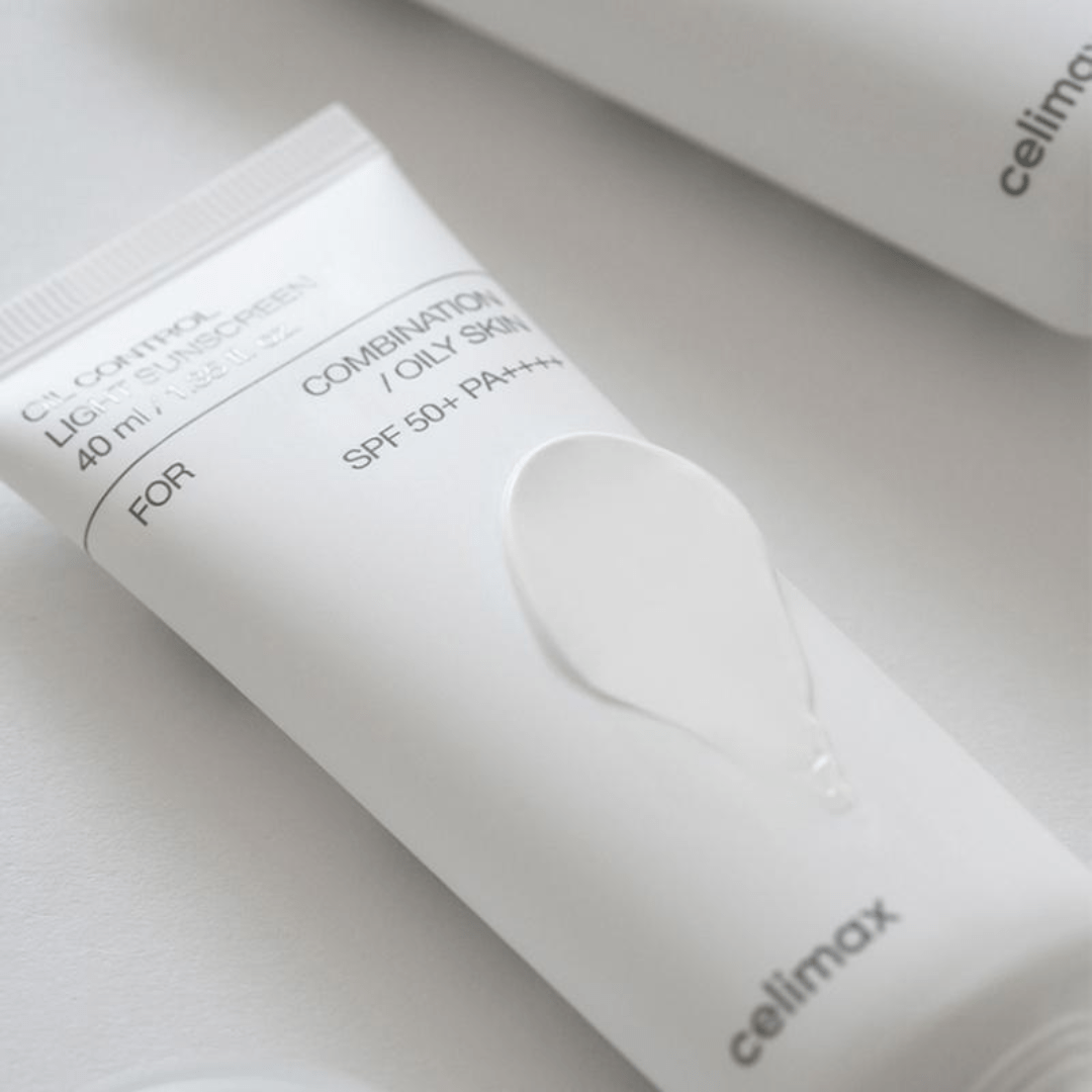 Oil Control Light Sunscreen, 40ml - WowSkin Romania