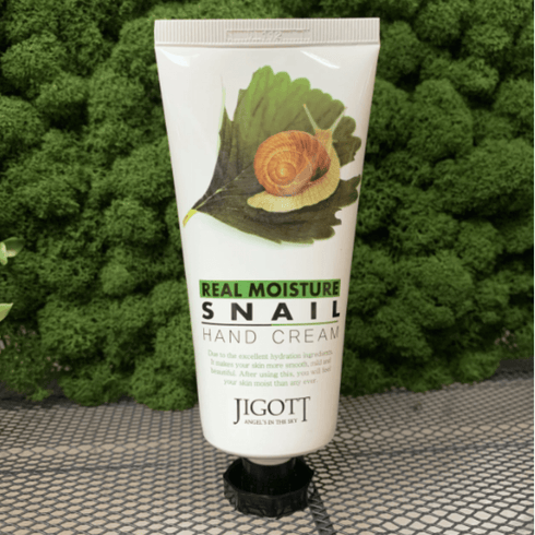 Real Moisture Snail Hand Cream